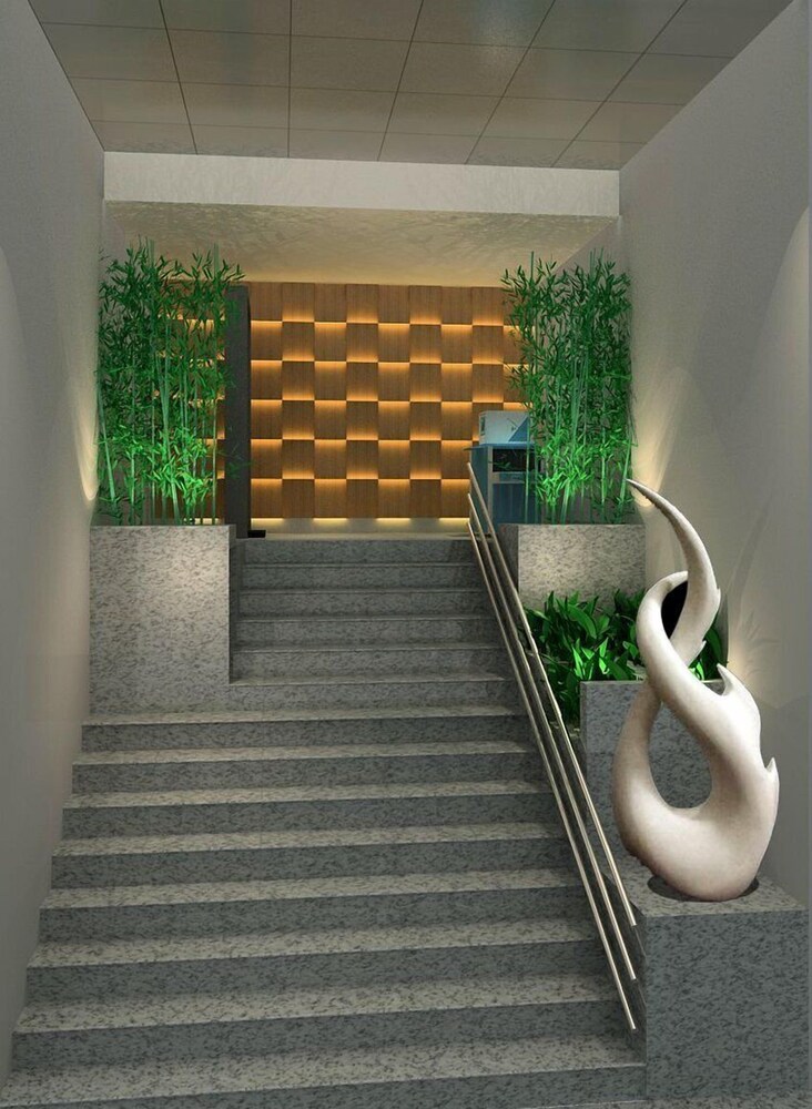 Lemon Tree Hotel Vadodara 31/40