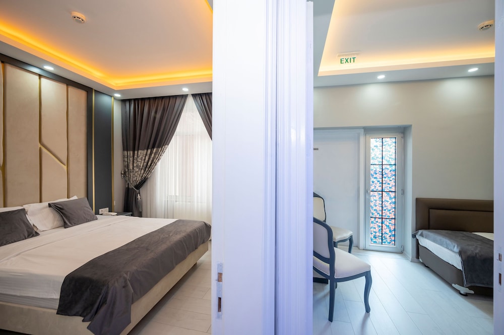 Hotel Next2 17/65