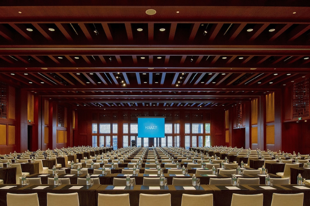 Park Hyatt 27/50