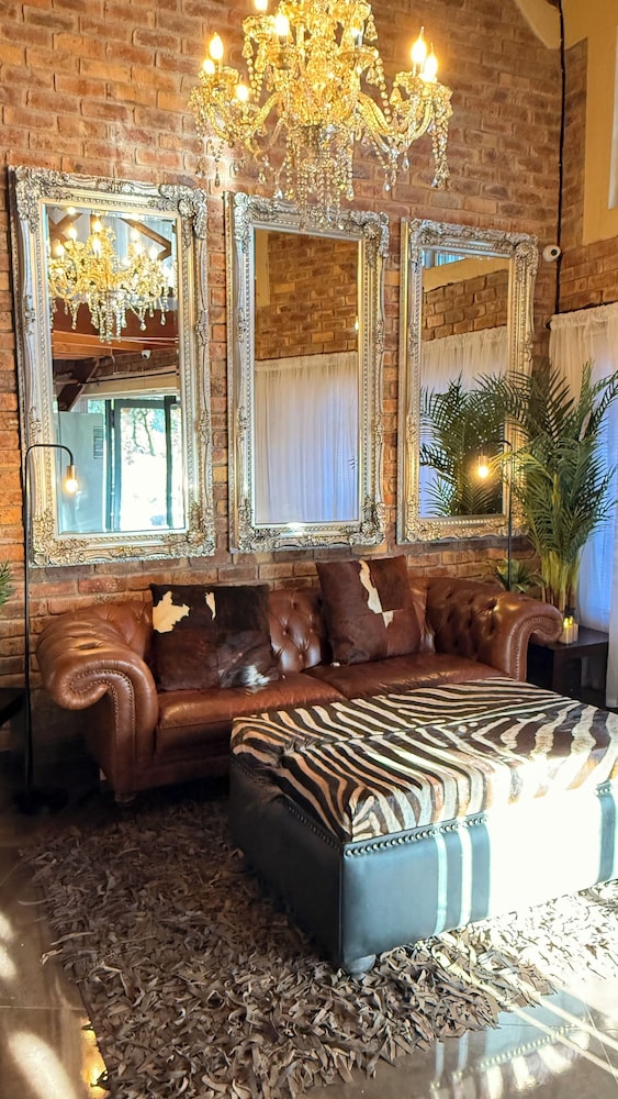 Imbube Safari Lodge 4/50