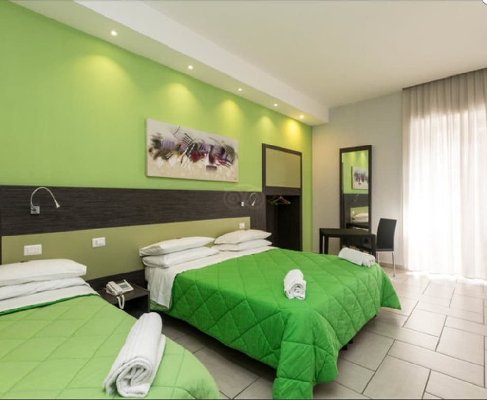 Napoli Suite Hotel 12/26