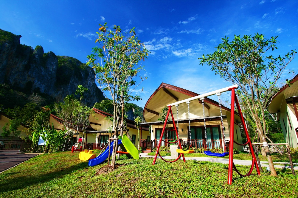 Aonang Phu Petra Resort 66/75