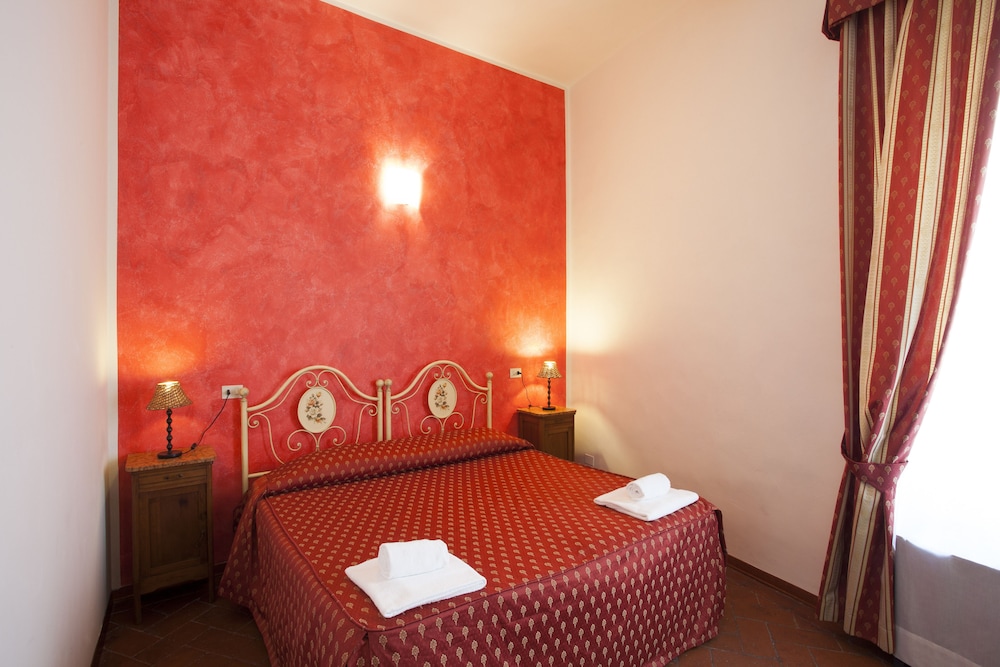 Home in Florence B&B 8/45