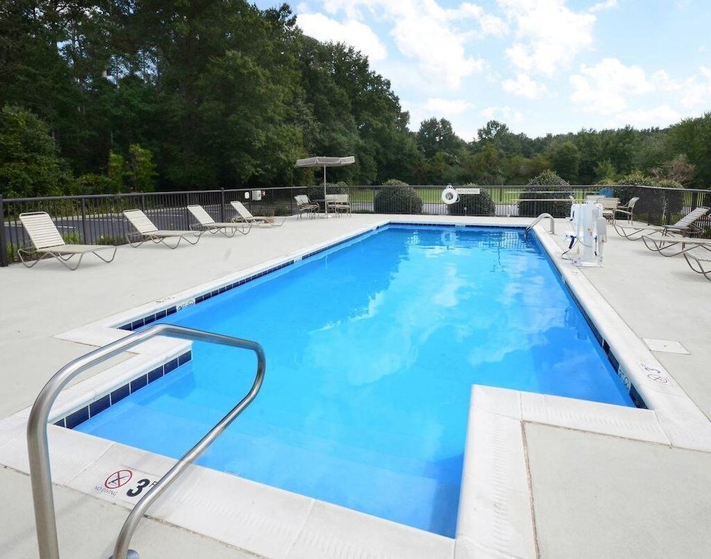 Holiday Inn Express Hopewell - Fort Lee Area, an IHG Hotel 23/40