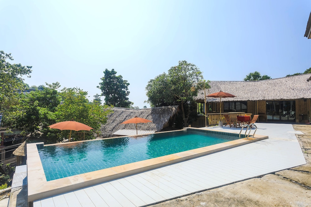 Chunut House Resort 47/51