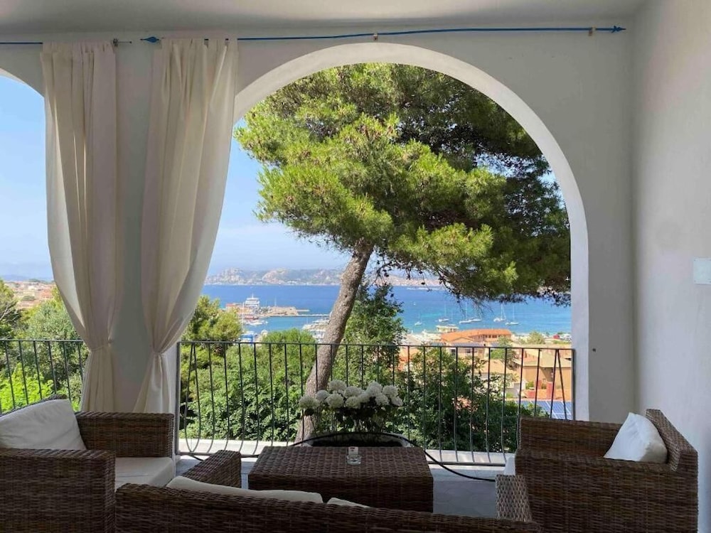 Grand Hotel Palau 33/36