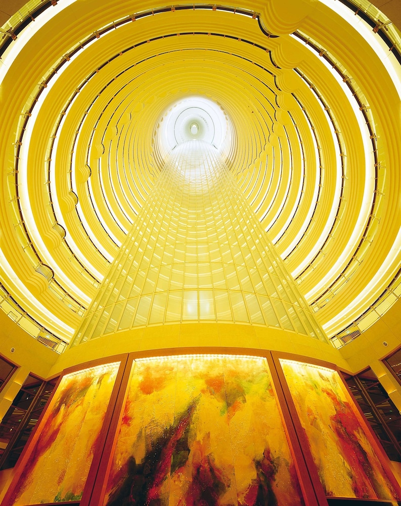 GRAND HYATT SHANGHAI 66/69