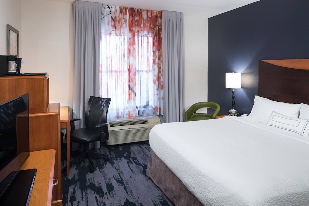 Room at Fairfield Inn And Suites Orlando At Seaworld, ORLANDO - FL
