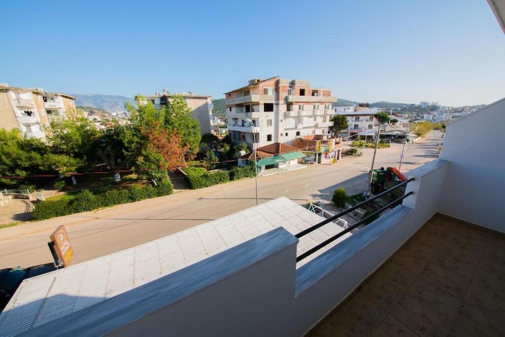 Hotel Murati 60/62