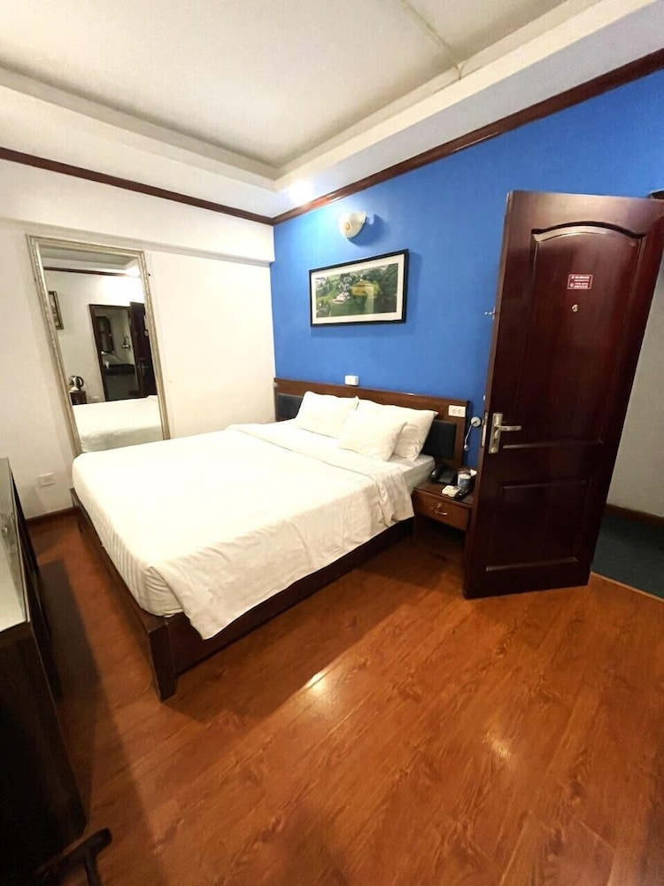 SUPERIOR, DOUBLE BED