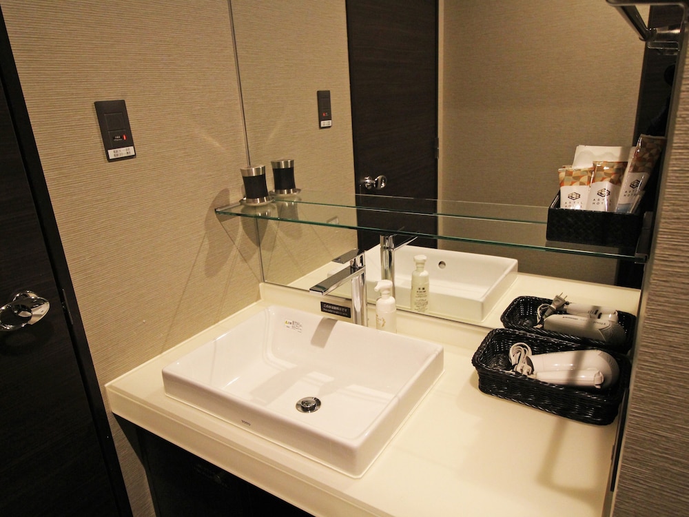 Astil Hotel Shin-Osaka 68/69