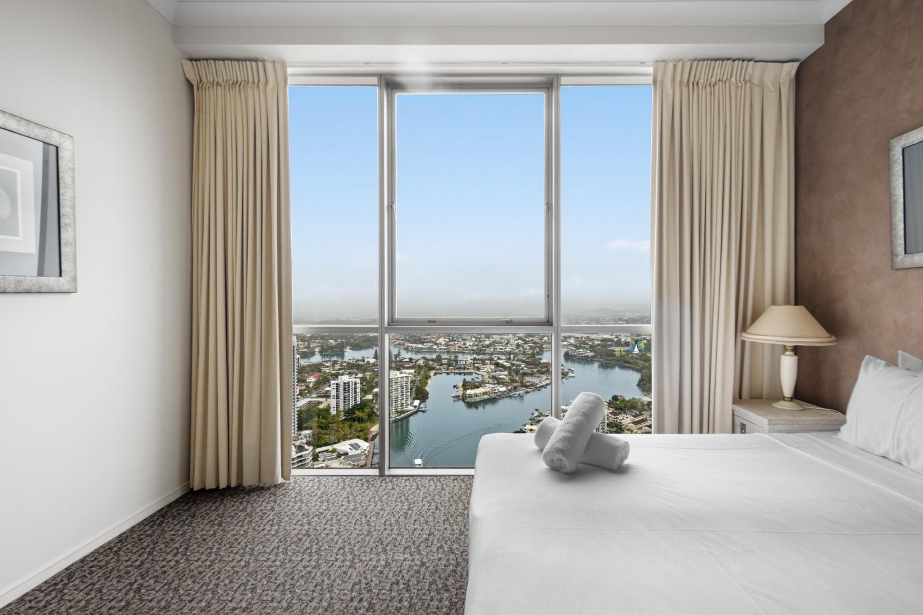 Surfers Paradise Private Apartments 16/59