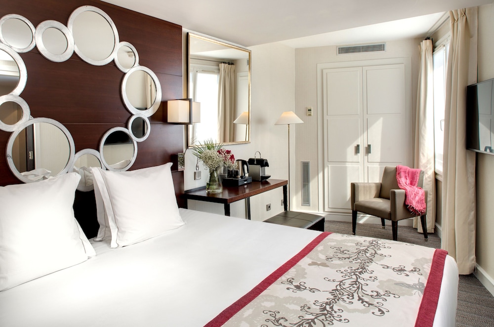 Hotel Le Senat 8/31