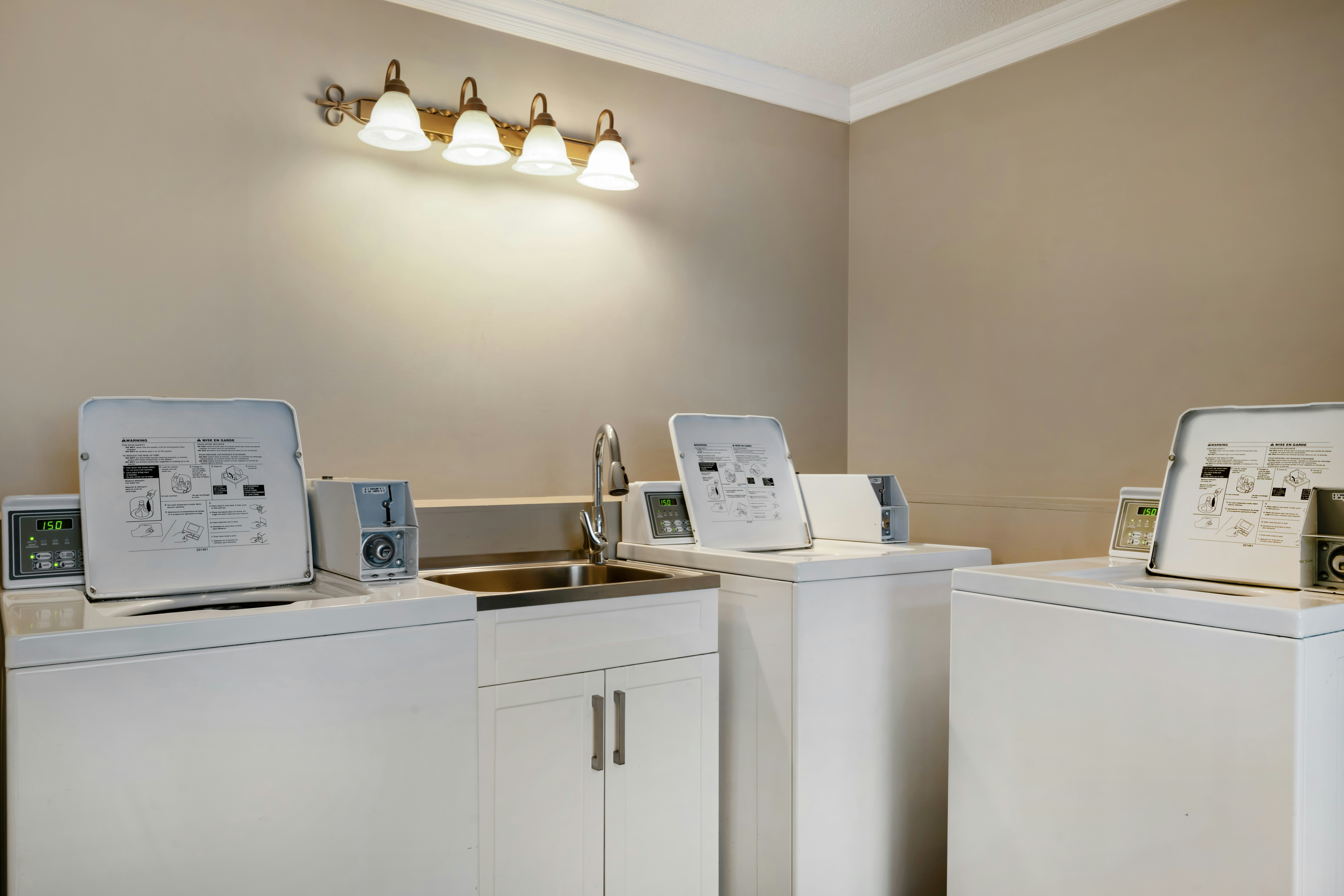 Best Western Plus Burnaby Hotel 66/76
