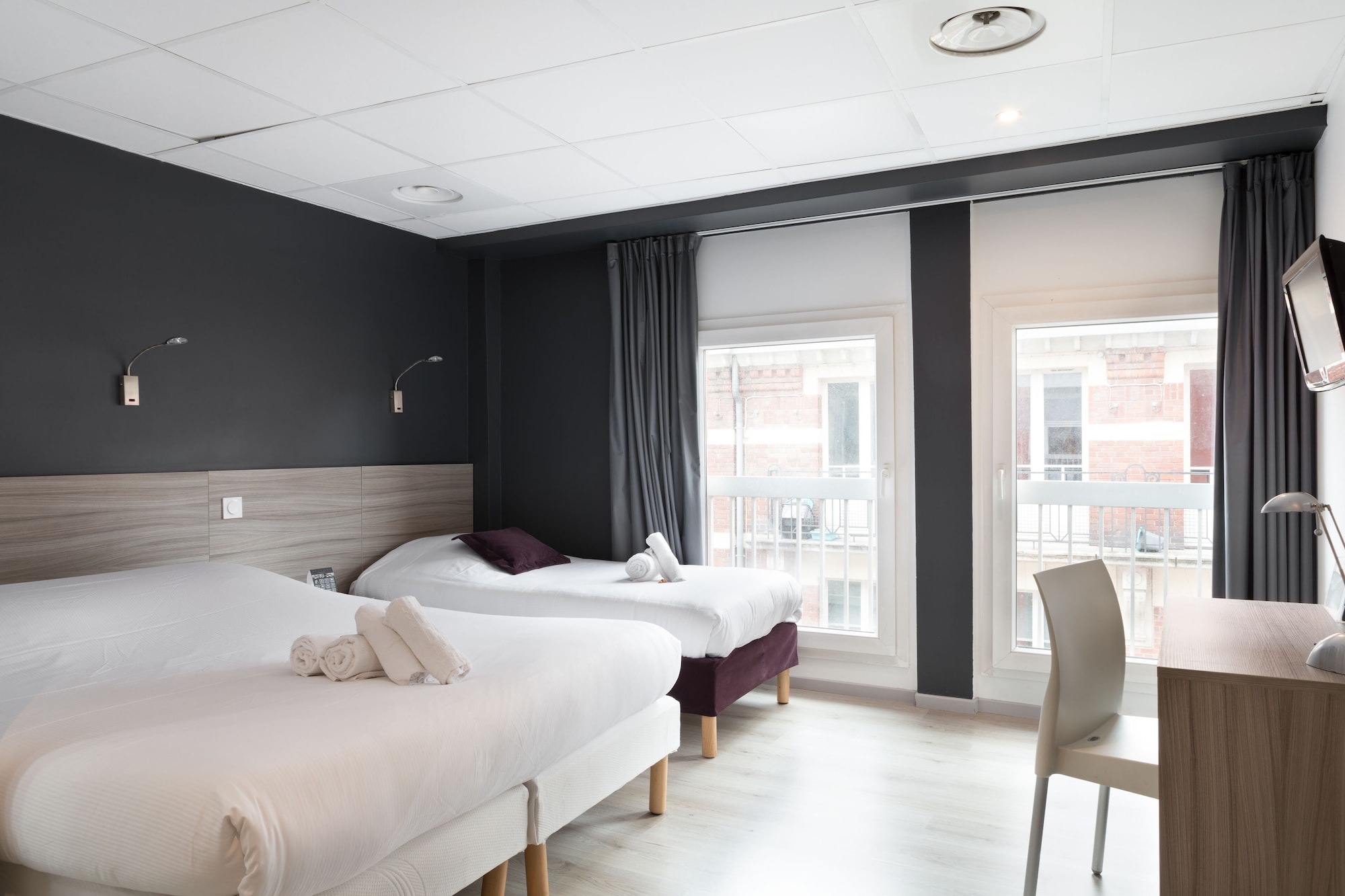 ROOM, TRIPLE
