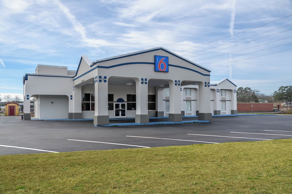 Motel6 Forsyth, GA – Tift College 34/38