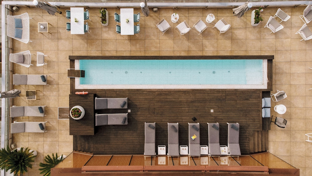 Lasala Plaza Hotel 9/50
