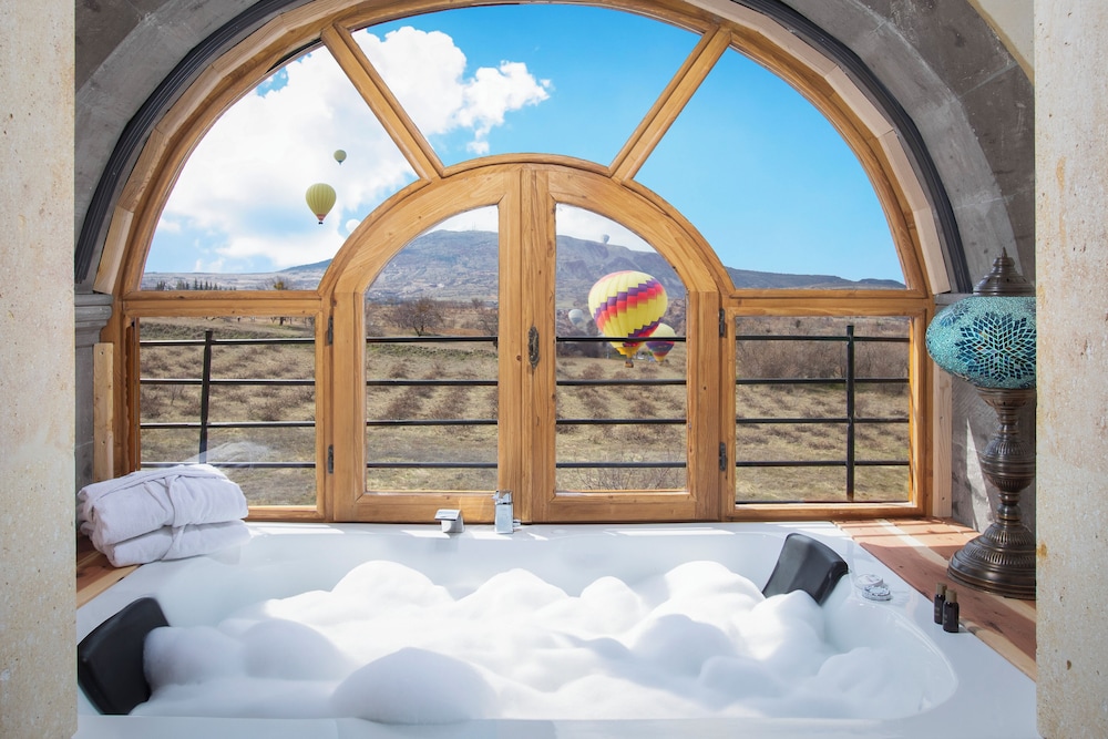 Moonstone in Cappadocia 20/47