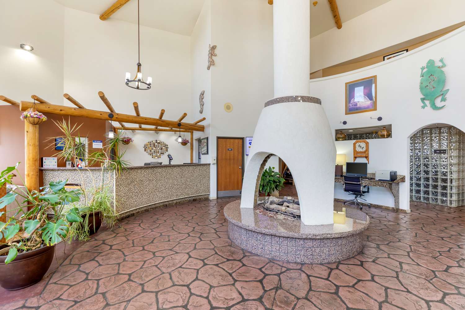 Best Western Kiva Inn 5/38