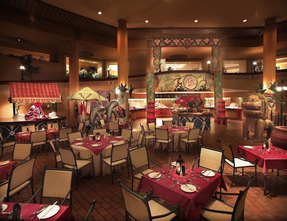SUN CITY CABANAS 48/72