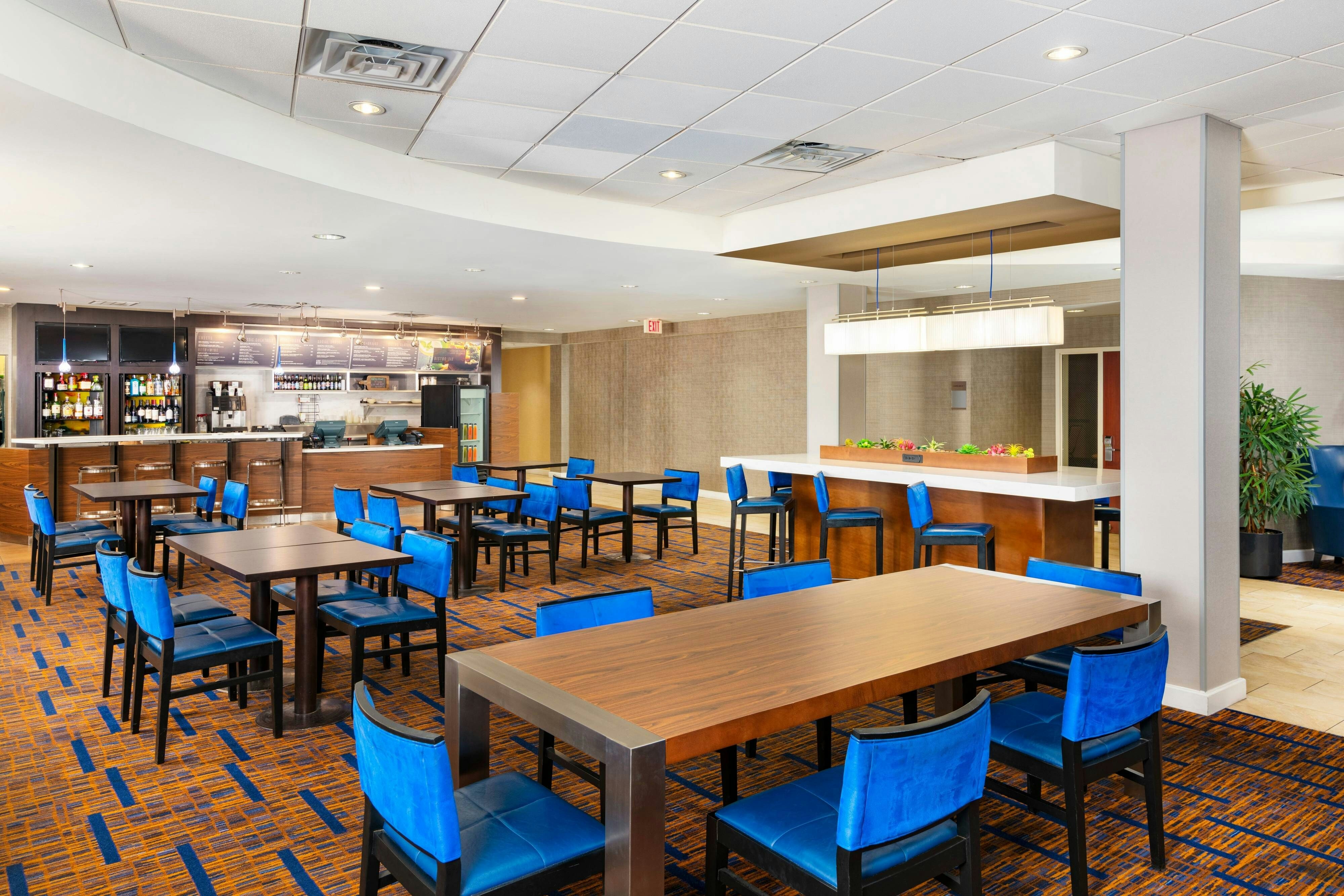 COURTYARD BY MARRIOTT PHOENIX NORTH HAPPY VALLEY 10/18