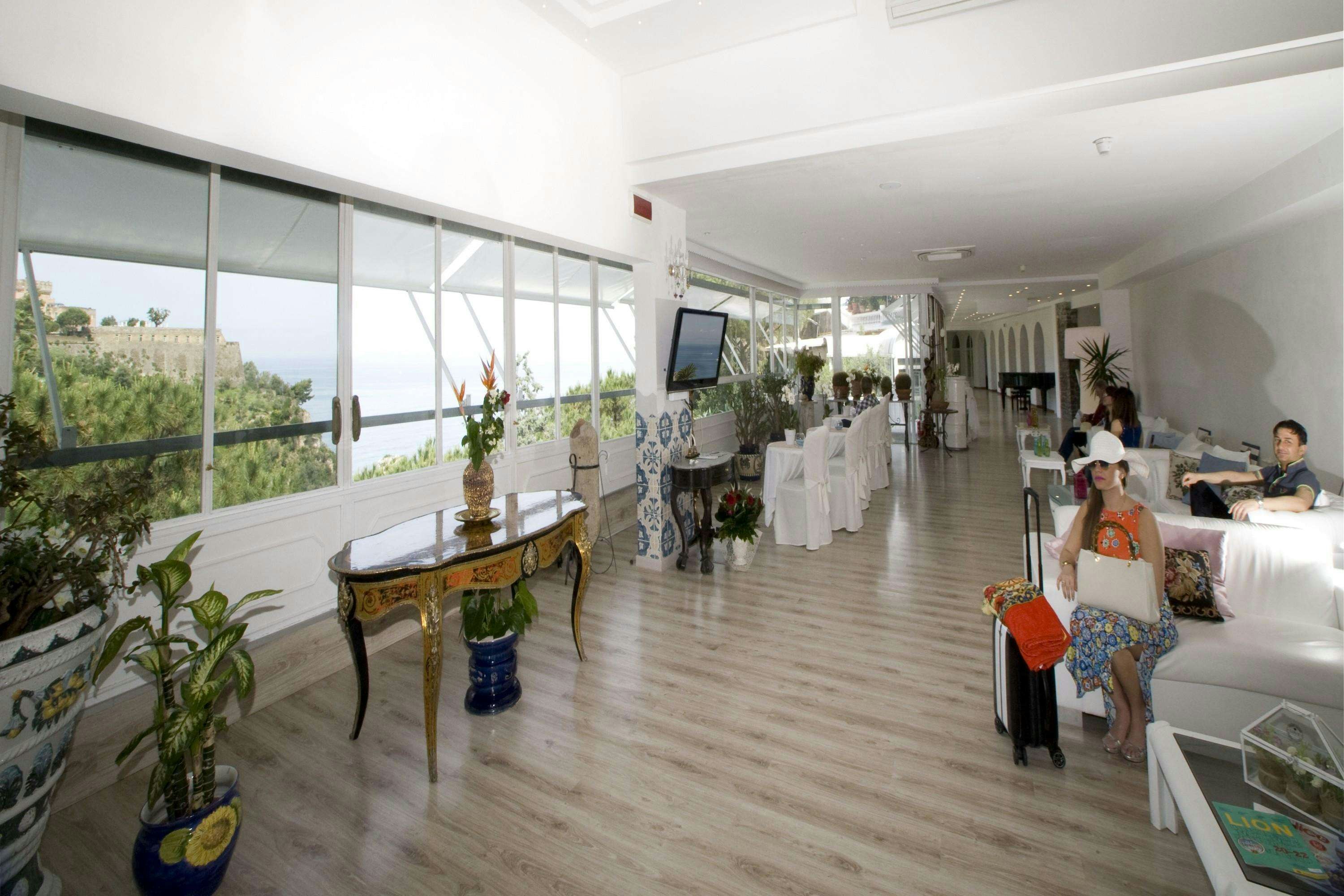 Hotel Oriente 20/48