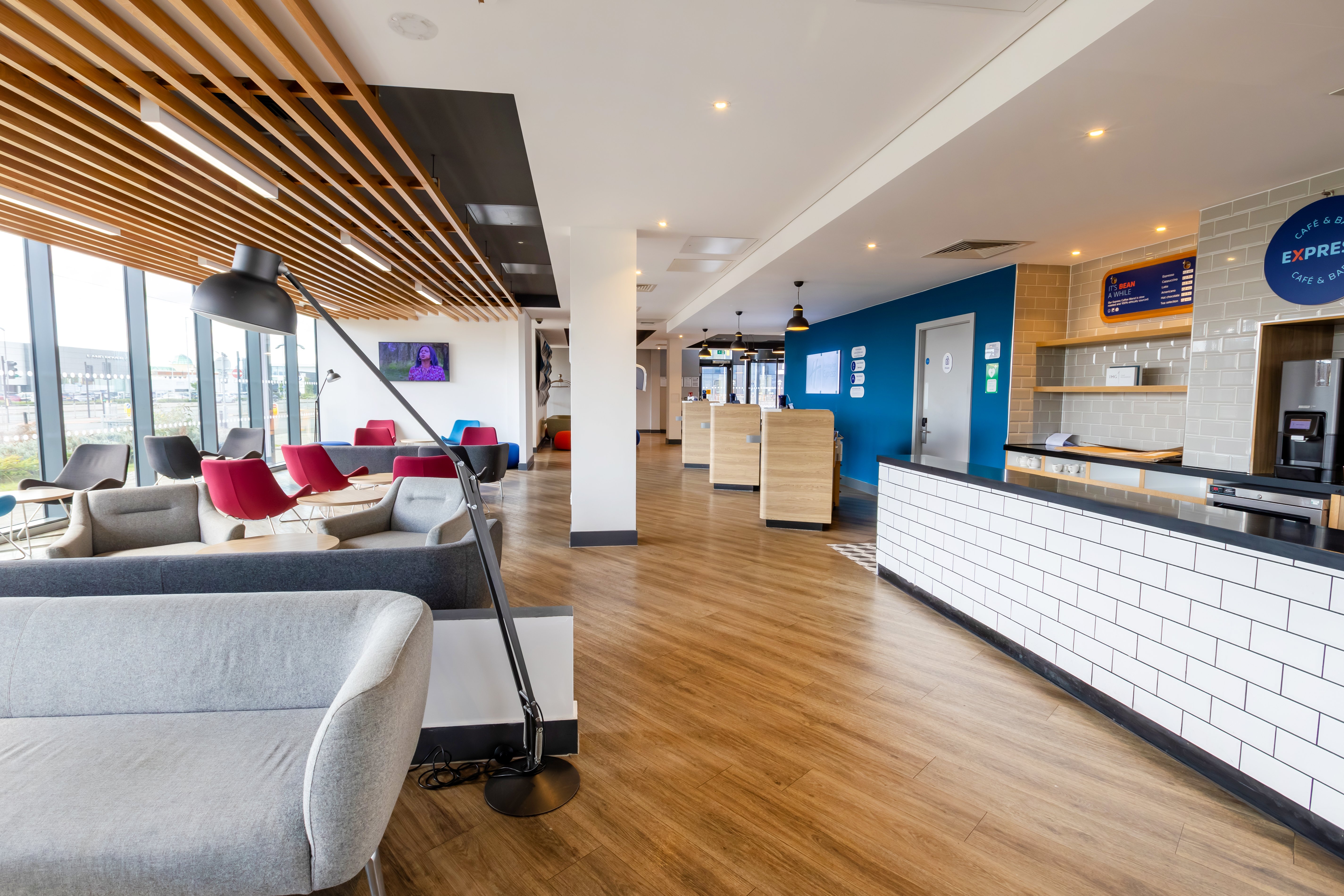 Holiday Inn Express Manchester Traffordcity 54/78