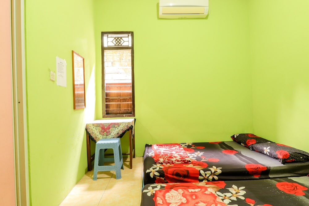 Penginapan Roro Mendut by ZUZU 15/50