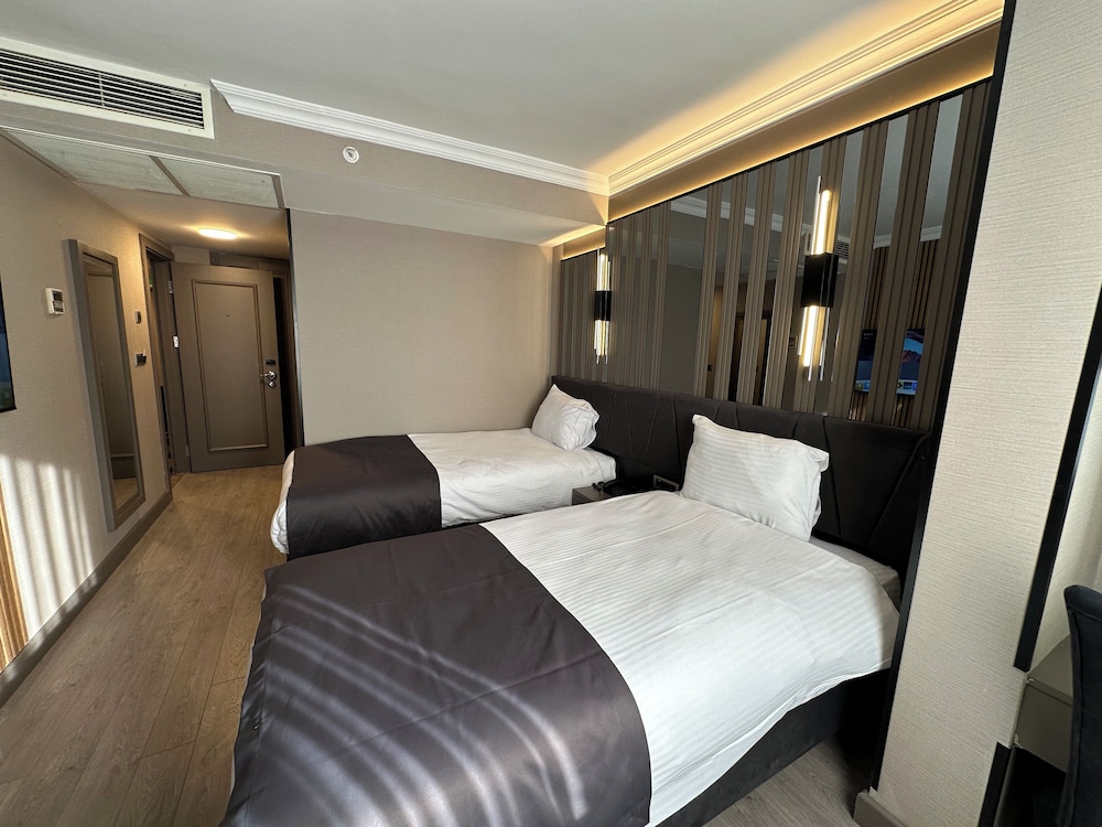 Aven Hotel 28/60