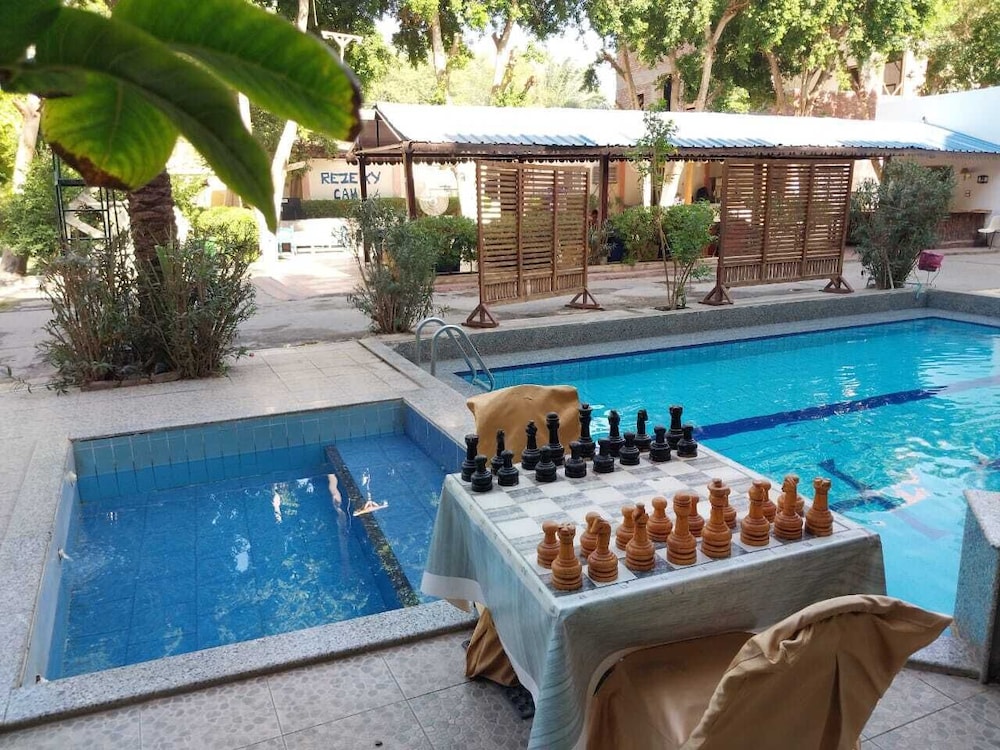 Rezeiky Hotel And Camp Luxor 46/50