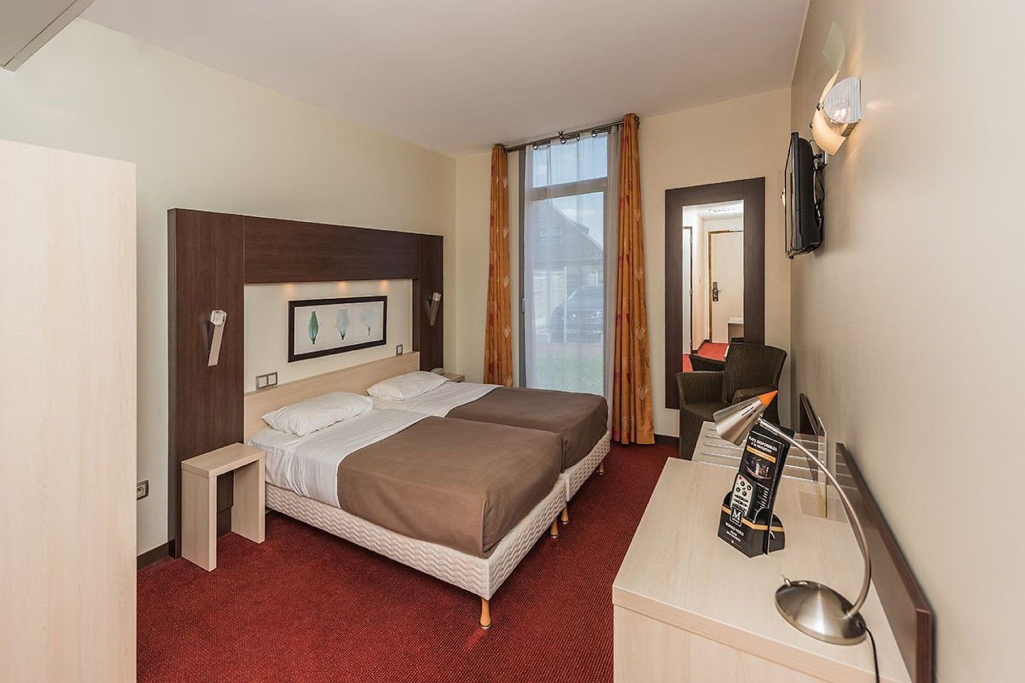 غرفة سوبيريور بسرير مزدوج، Citotel Hostellerie Saint Vincent Beauvais 3/5