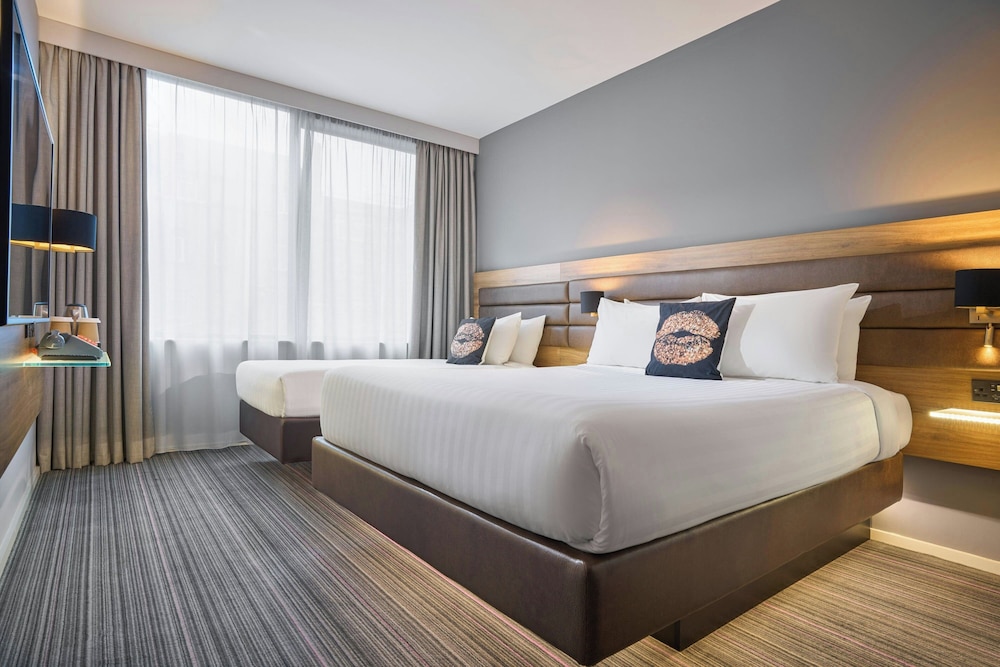 Room, Single Bed