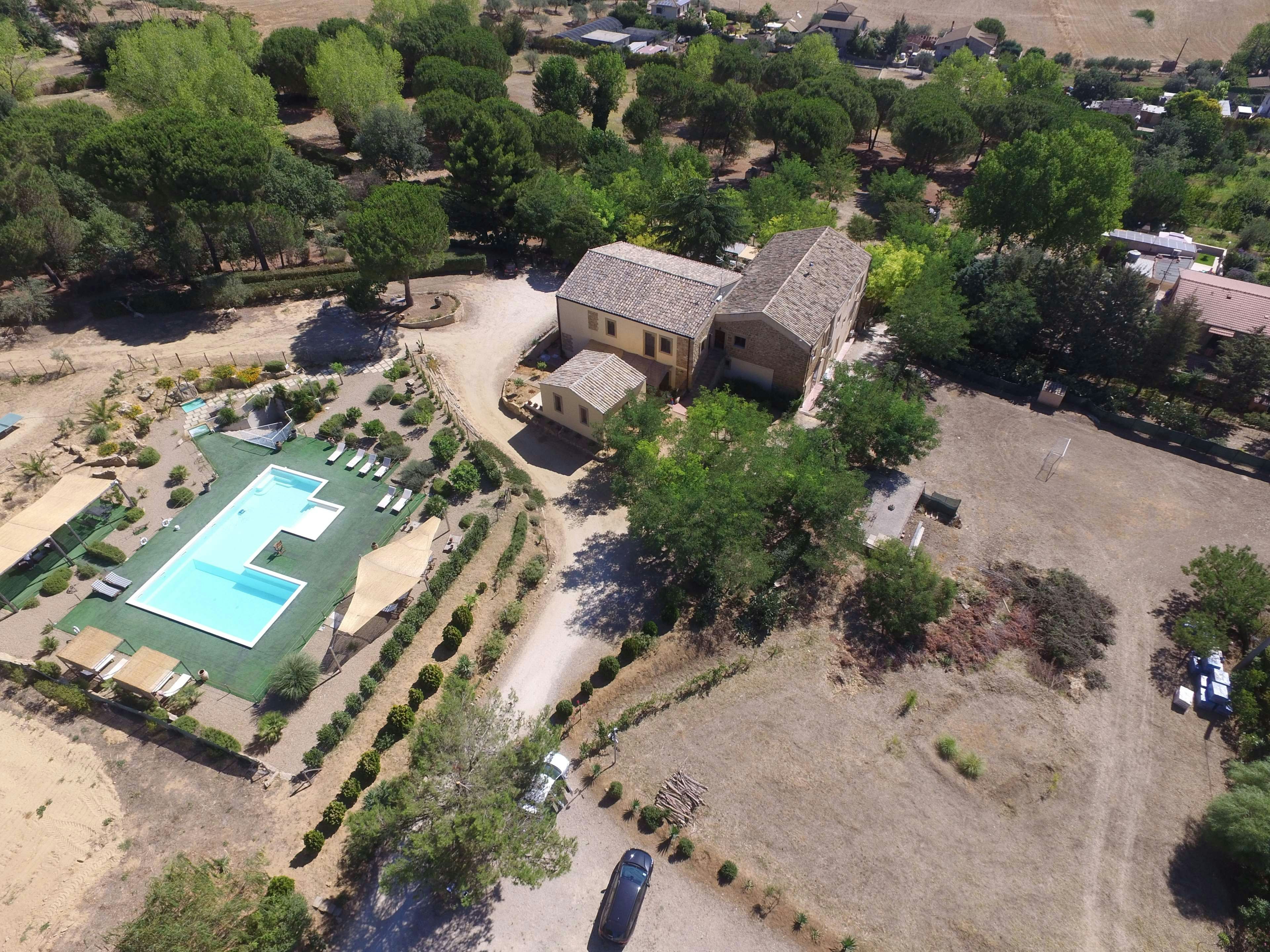 VILLA TRIGONA 46/50
