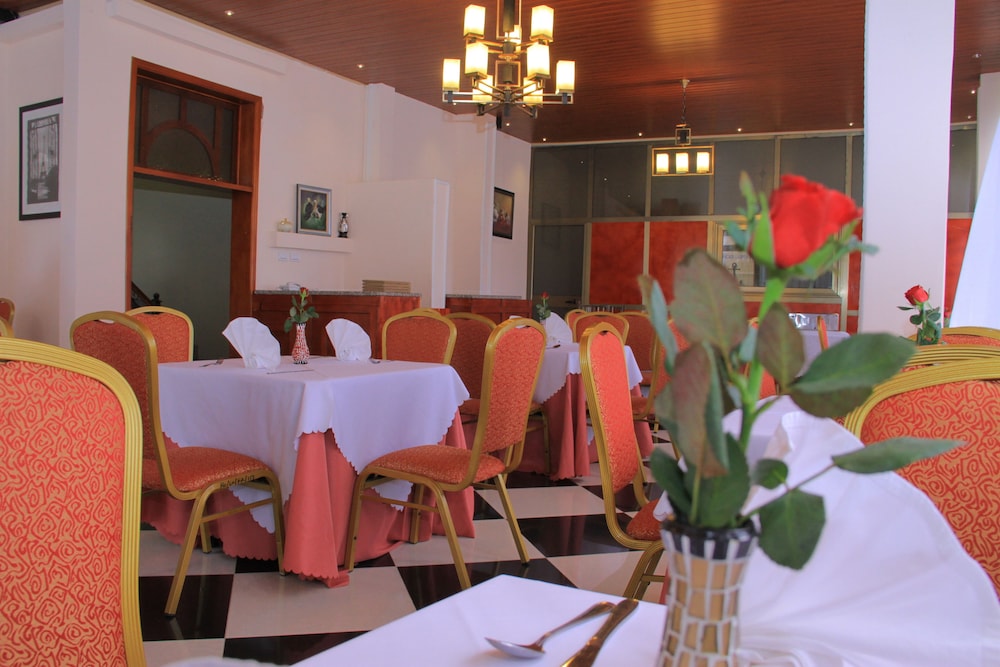 Lobelia Hotel 58/68