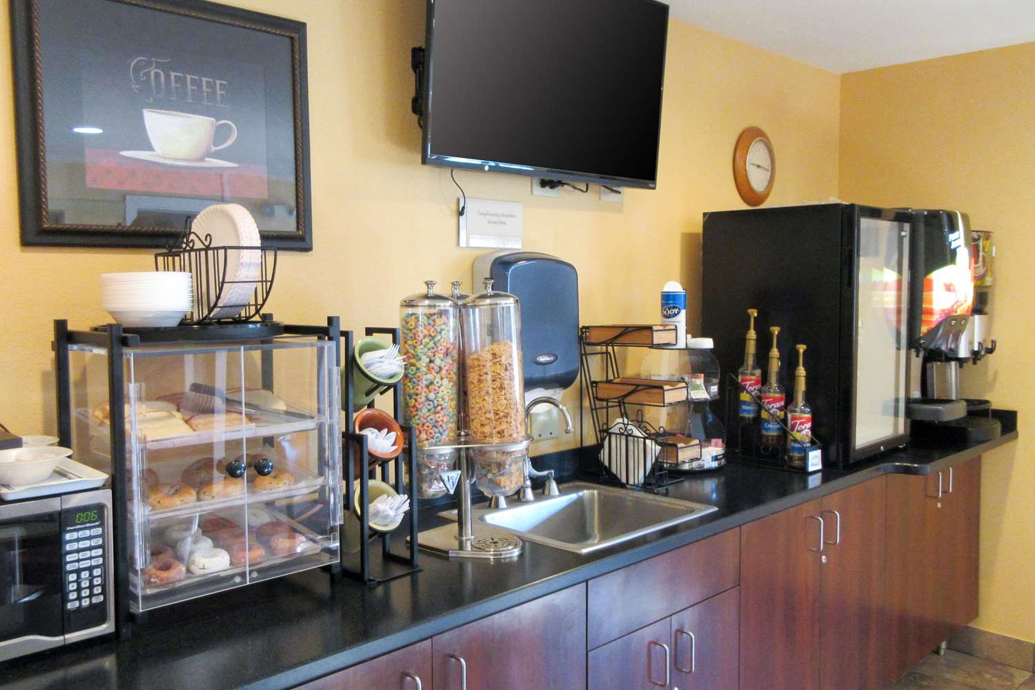 Super 8 by Wyndham Chisago City 16/20