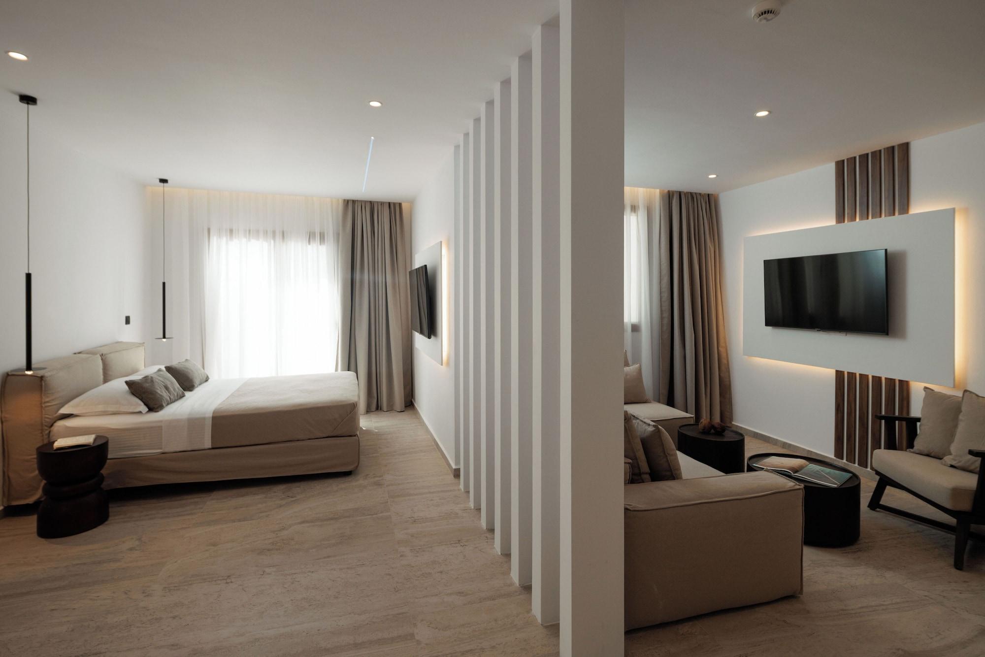 Suite, Outdoor Jetted Tub
