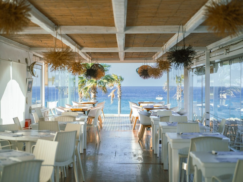 Arte & Mare Elia Mykonos Luxury Suites & Spa 30/50