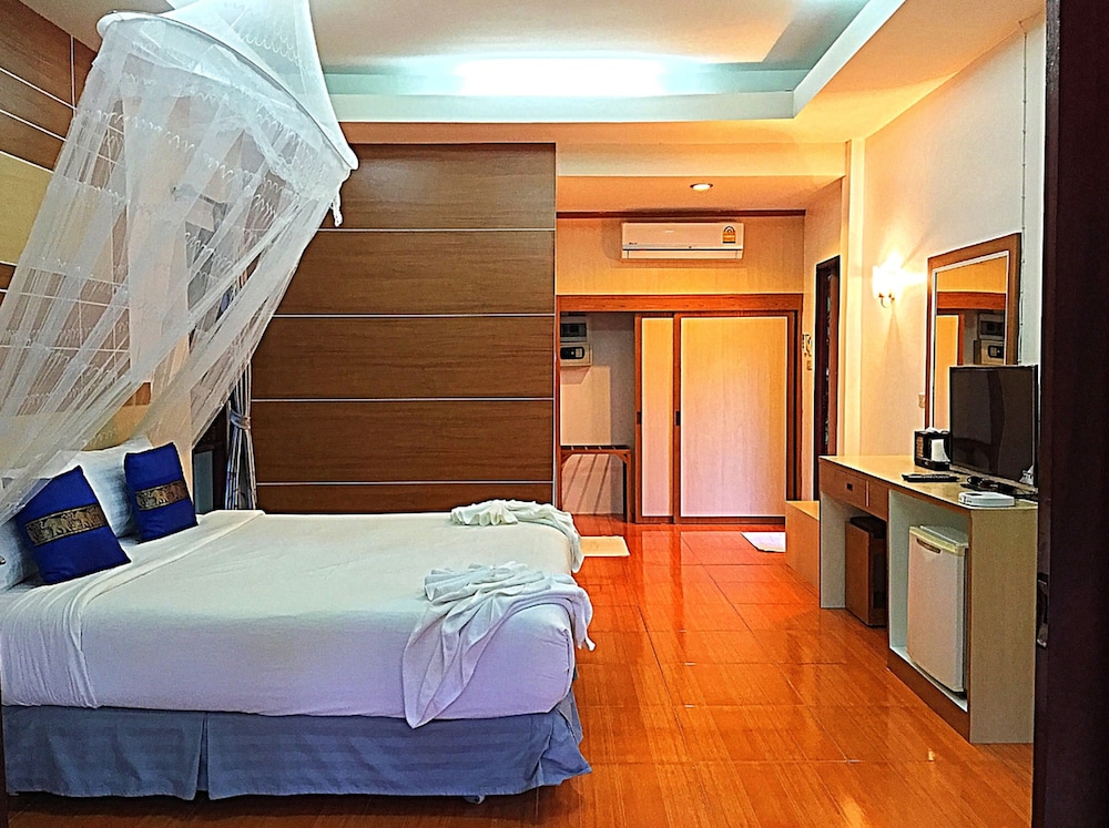 Tonsai Bay Resort 19/50