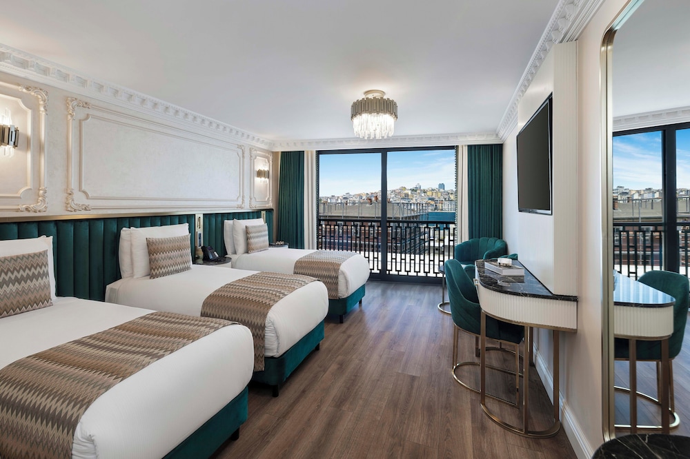 Golden Horn Bosphorus Hotel 33/64