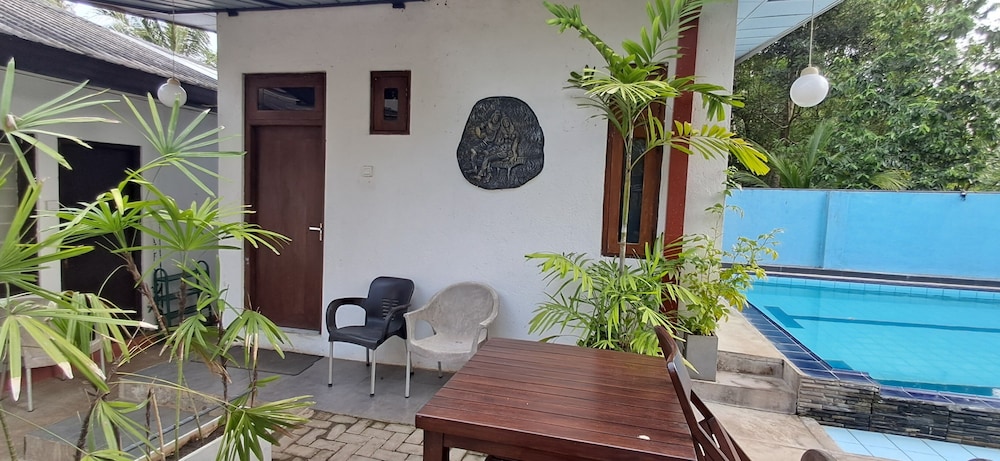 Kutumbaya Resort 34/50