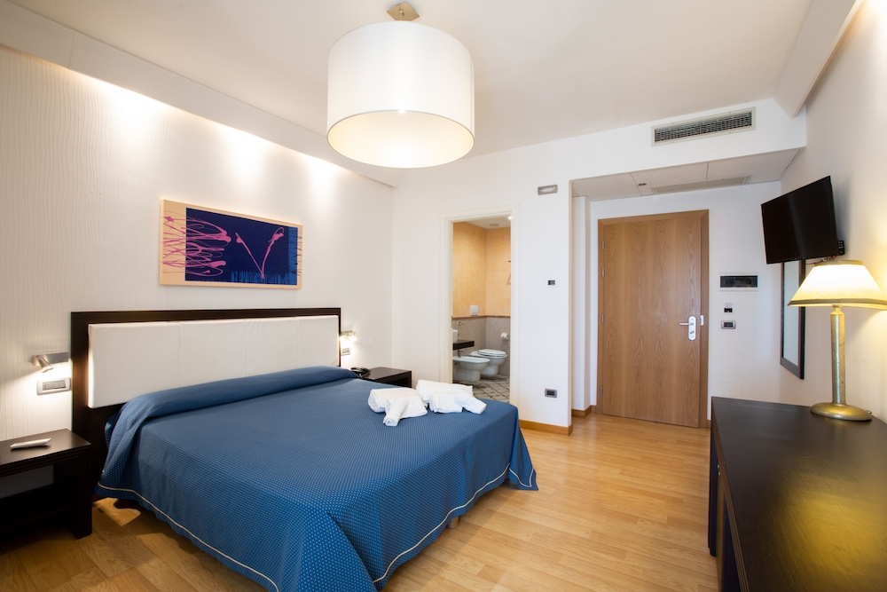 Hotel Aurora E Del Benessere 26/70