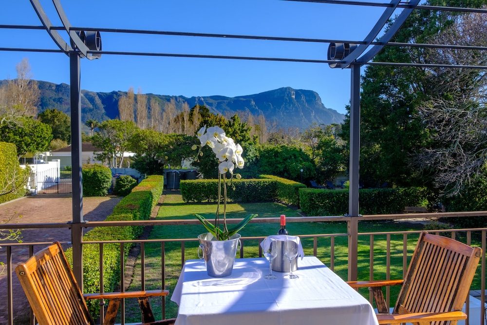 White Lodge Constantia Guest House 22/59