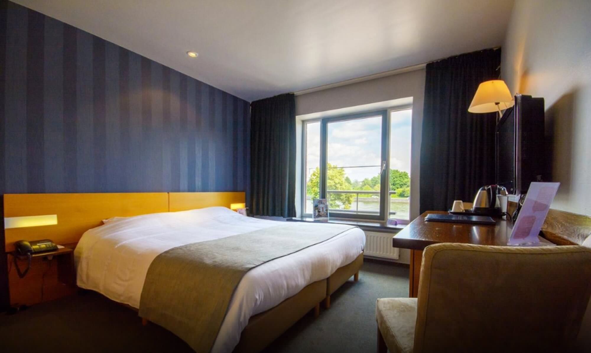 Standard, Double Bed