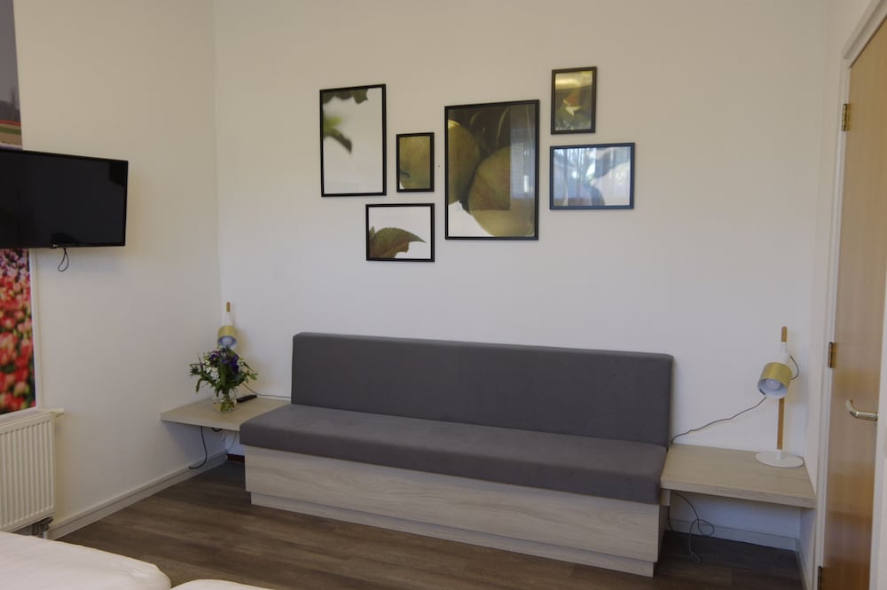 Hotel Van Saaze 7/50