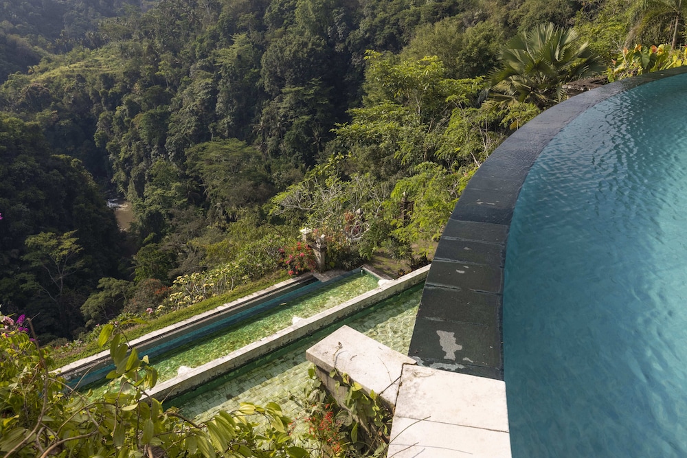 Rijasa Agung Resort And Villas 44/52