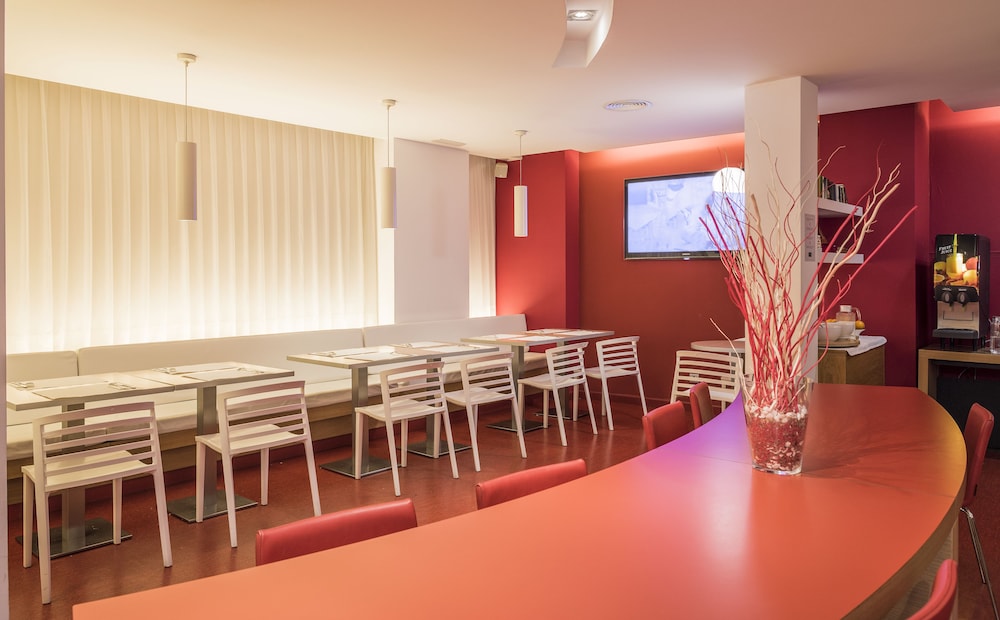 Hotel Ciutat Vella 22/27