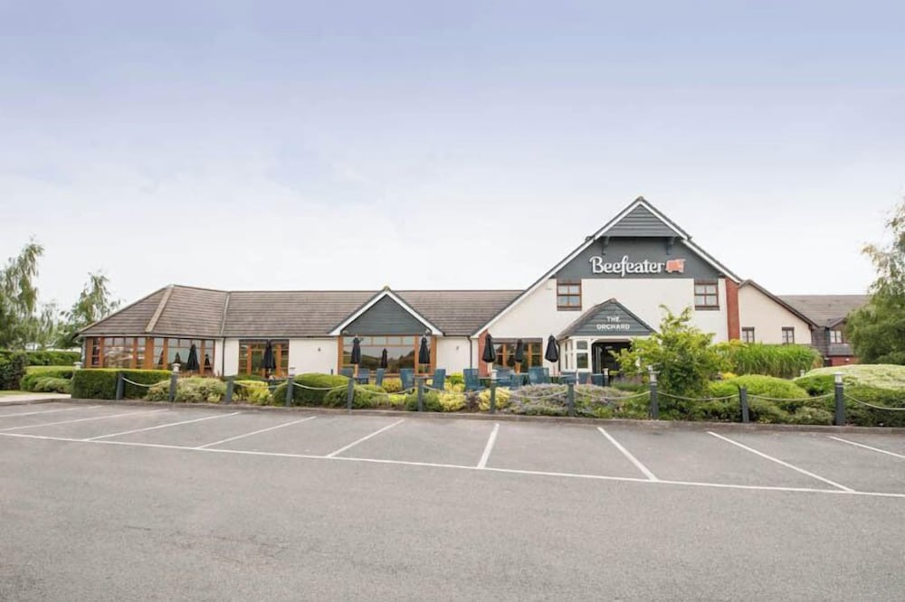 Premier Inn Evesham 59/71