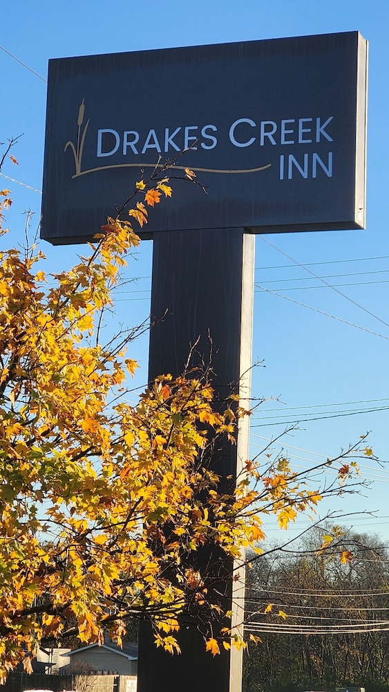 Drakes Creek Inn 10/56