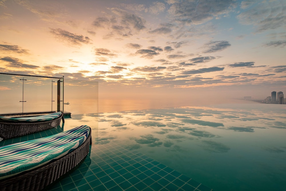 Radisson Hotel Danang 36/72