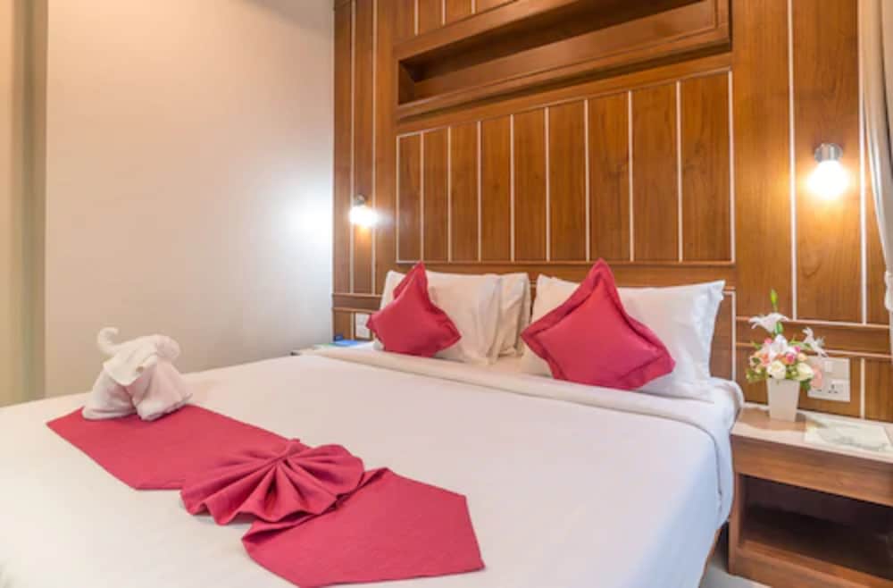 2 BEDROOMS, VILLA